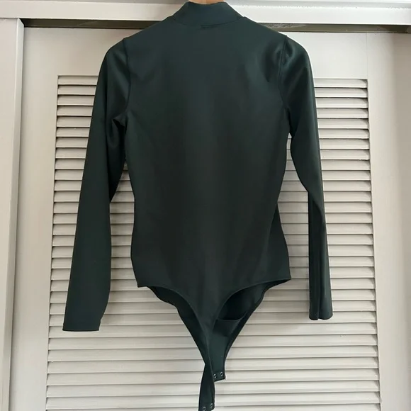 Abercrombie & Fitch Forest Green Kids Bodysuit - Picture 2 of 3